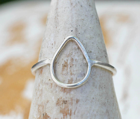 teardrop shaped silver ring