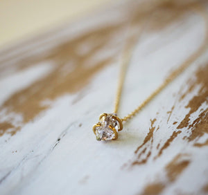 simple short crystal necklace in gold