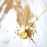 Simple full circle necklace in gold