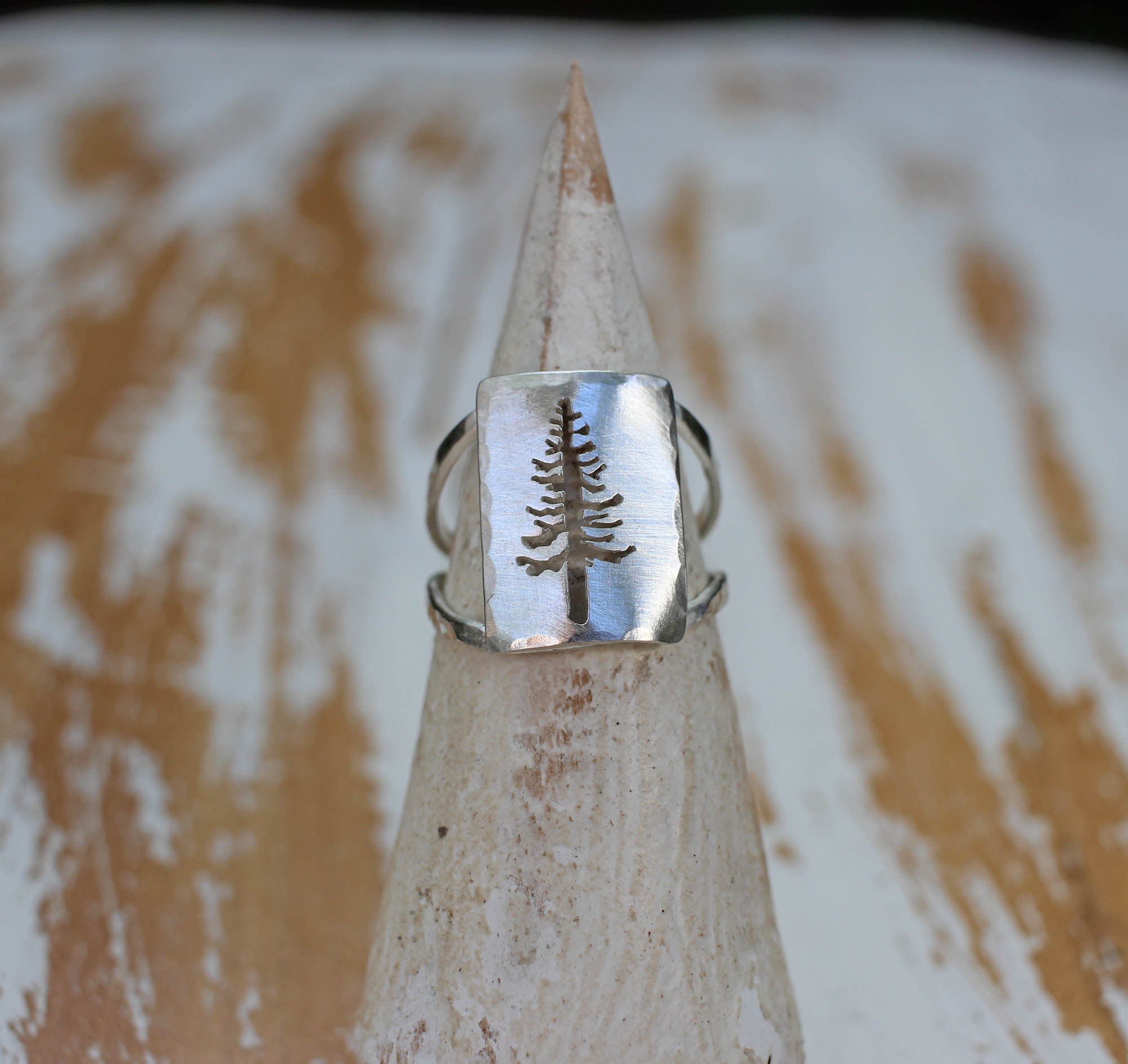 5 Alternatives To Permanently Resizing Your Treasured Rings. – Twelve  Silver Trees